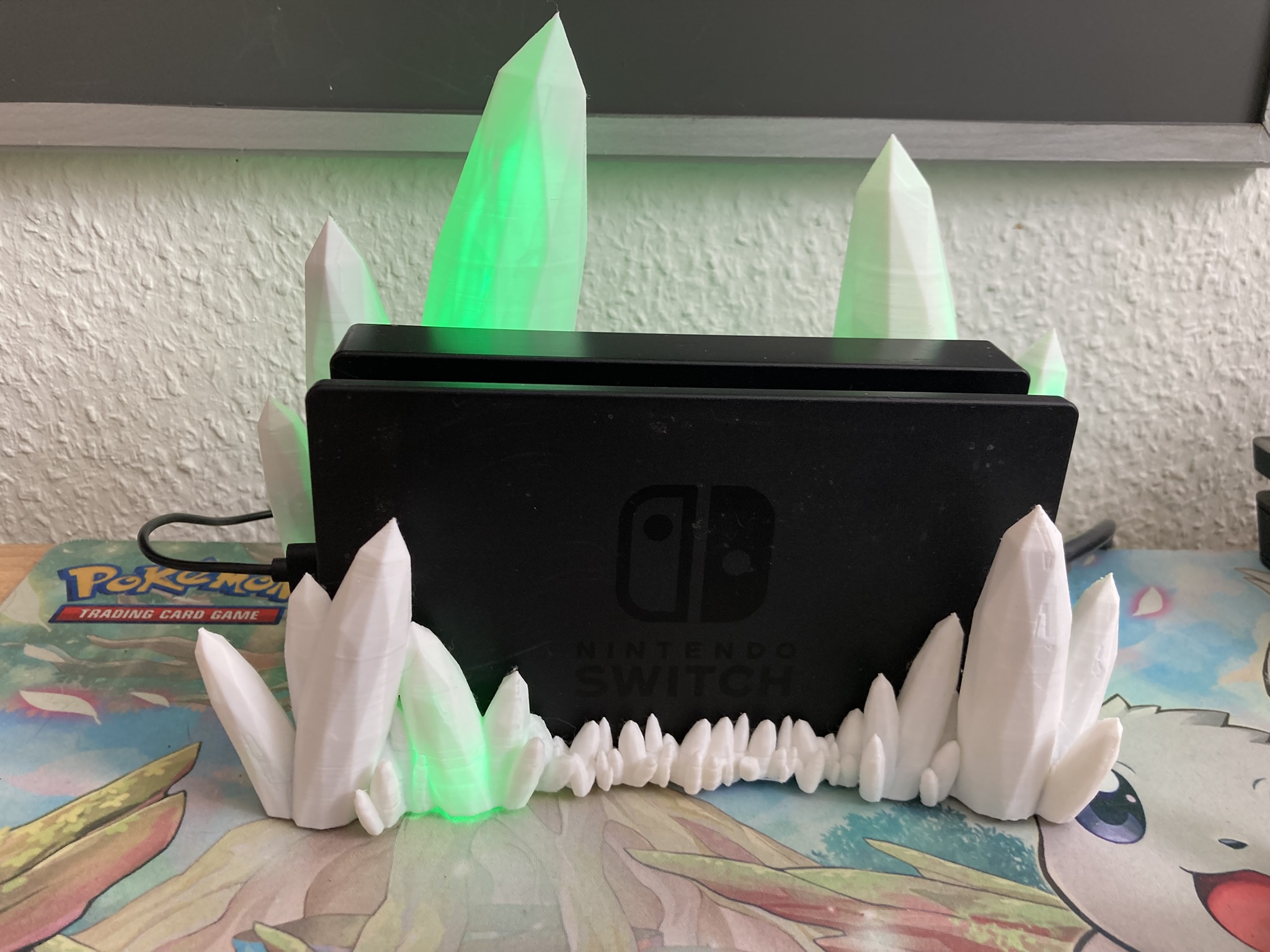 🎮✨ Nintendo Switch Kristall Dock Lampe – Magisches Gaming-Display mit LED-Show!