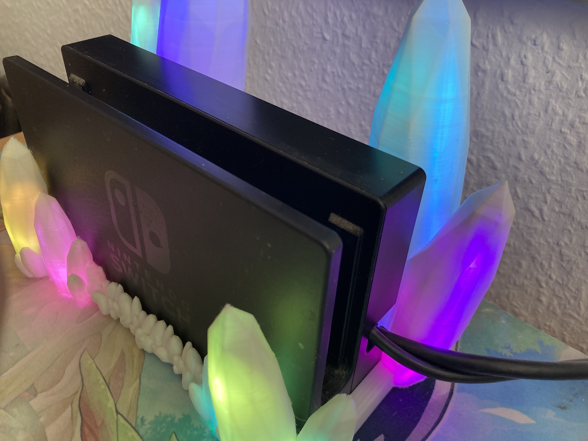 🎮✨ Nintendo Switch Kristall Dock Lampe – Magisches Gaming-Display mit LED-Show!