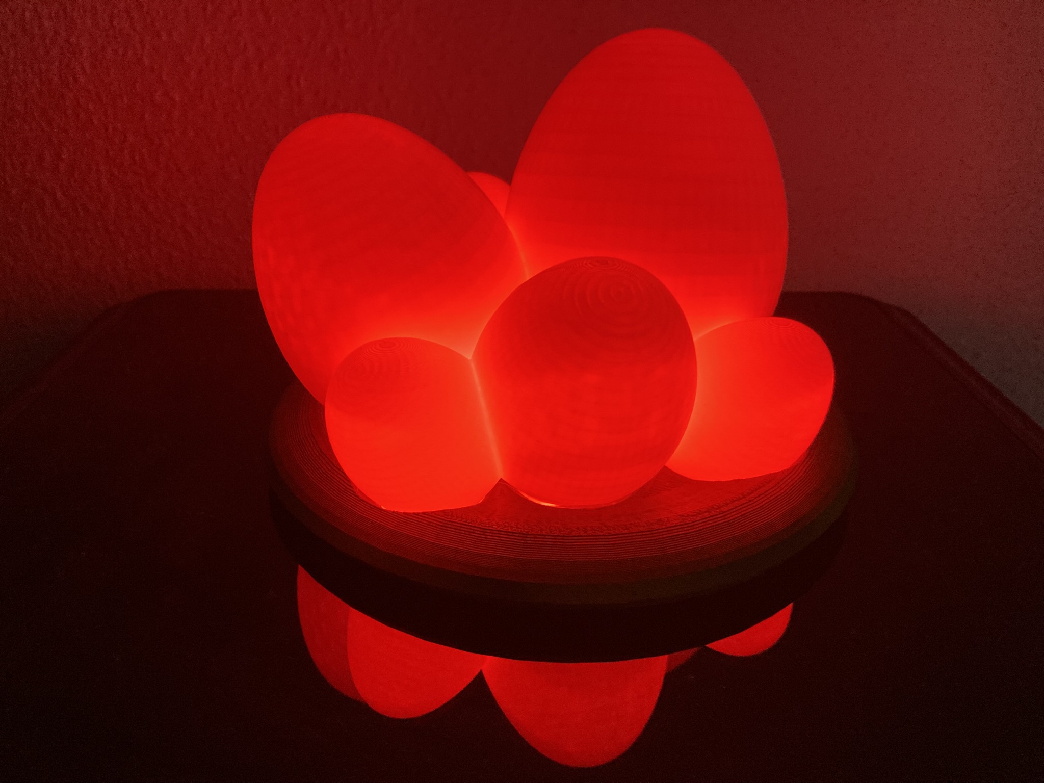 🌟 Handgefertigte LED-Osterlampe „EggGlow 3D“ – Farbwechsel, Effekte &amp; einzigartiges Blender-Design 🐣✨