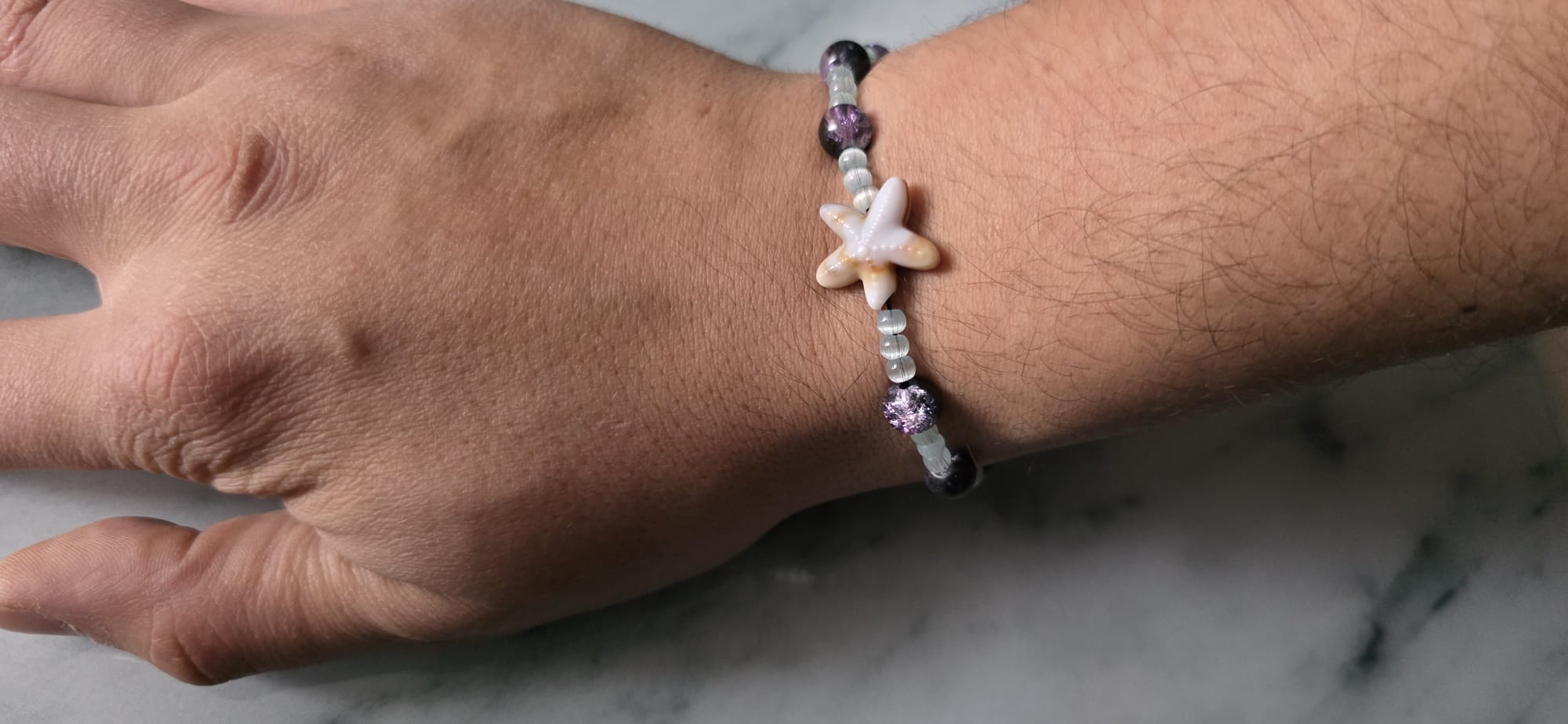 ⭐🐚 „Deep Sea Star – Dunkelviolette Tiefe und ein sandfarbener Seestern“ 🌌✨