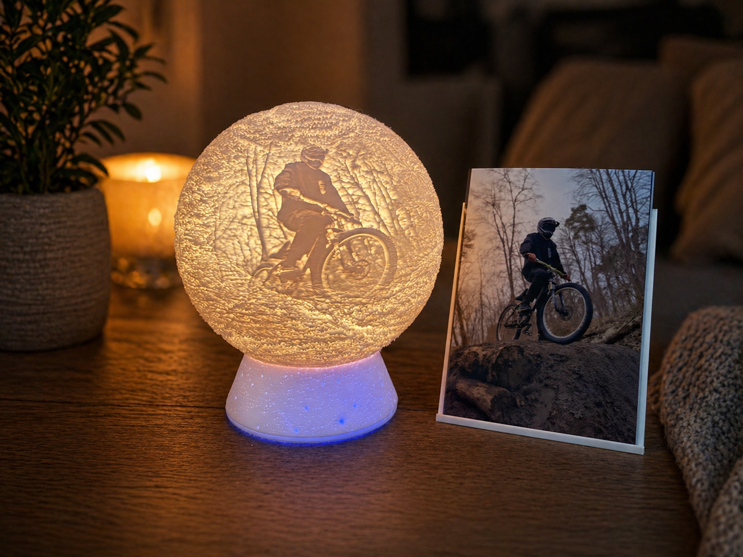 Personalisierte 3D Fotolampe Kugel – LED Lithophane Lichtkugel mit eigenem Foto und Hintergrund